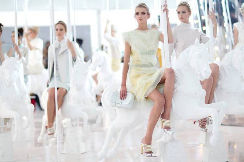 Rosalía actuará en el desfile de Louis Vuitton en la semana de la moda de  París, Moda