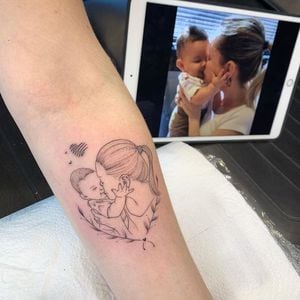 Tatuajes de madre e hija para llevar en tu piel a tu tesoro más grande