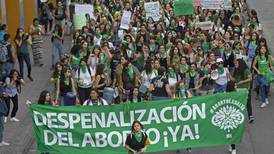 Oaxaca aprueba despenalización del aborto hasta las 12 semanas de gestación
