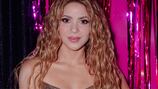 ¿Qué le pasó a sus manos? Shakira aparece con look de la venganza pero un ‘detalle’ se lleva las críticas