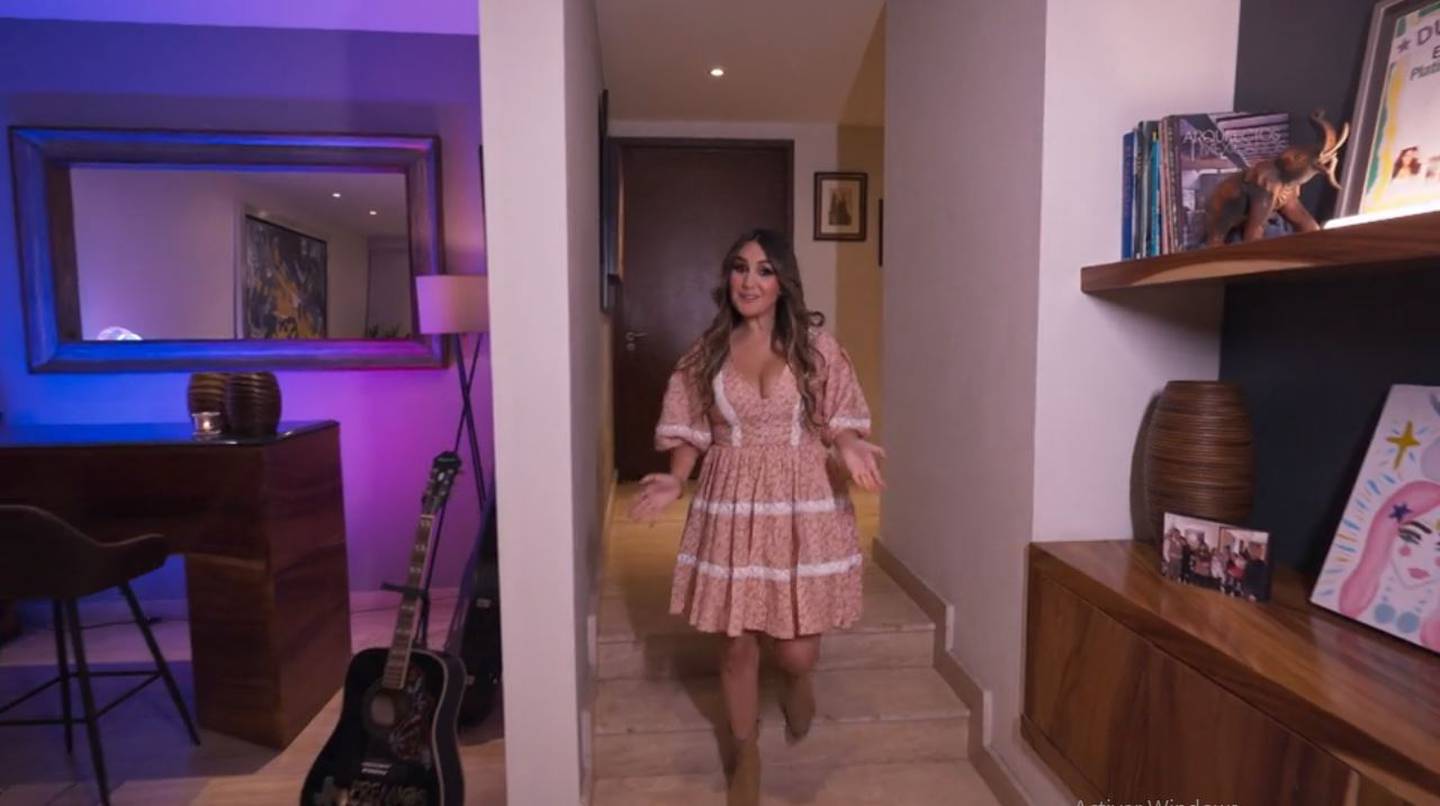Dulce María dio un recorrido a su casa en 'Divina Comida México'