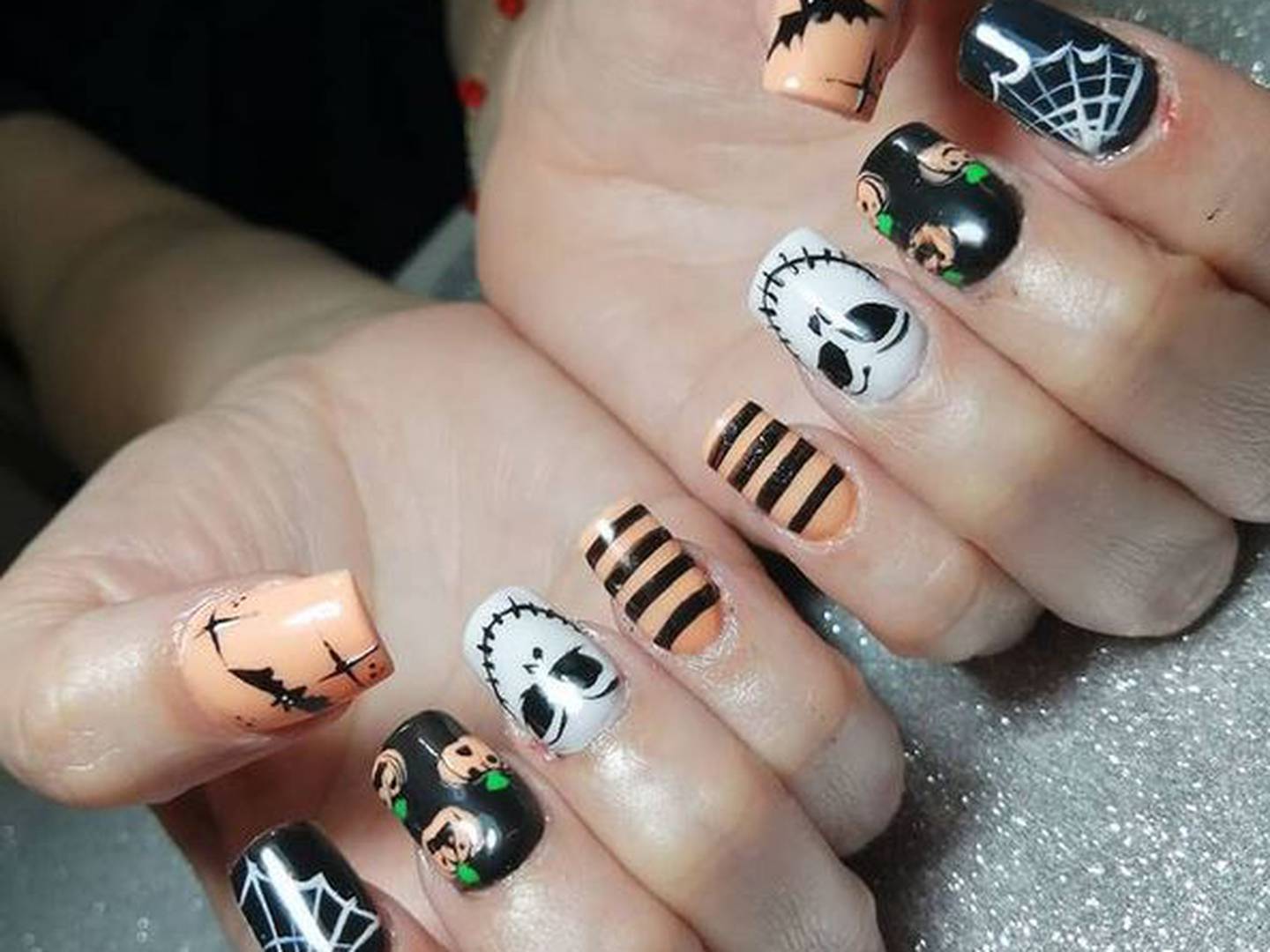 5 diseños de Halloween para uñas acrílicas – Nueva Mujer