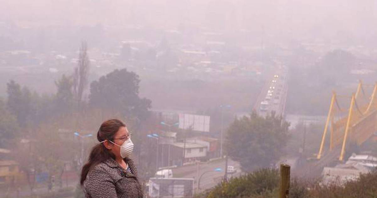 Почему города в которых воздух загрязнен пылью. Сантьяго Чили загрязненный воздух. Запыленность воздуха в городе. Загазованность воздуха. Запыленность и загазованность воздуха.