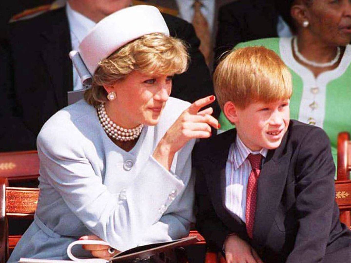Princesa Diana: La vez que rompió el protocolo real para participar en una  carrera con otras mamás