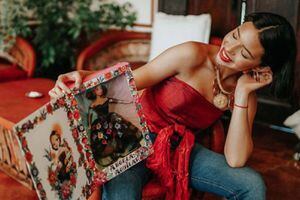 Los vestidos mexicanos de Ángela Aguilar que te inspirarán para el 15 de septiembre – Nueva Mujer Los vestidos mexicanos de Ángela Aguilar que te inspirarán para el 15 de septiembre – Nueva Mujer