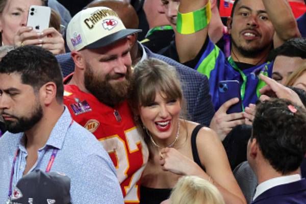 Taylor Swift y Travis Kelce son captados en plena cita romántica y desmienten rumores de rompimiento