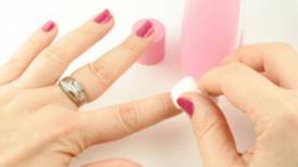 Truco sencillo para evitar que tus uñas queden amarillentas luego de usar esmalte