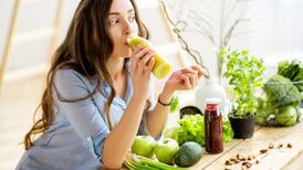 Cinco pasos para comenzar una alimentación detox y retomar la vida saludable
