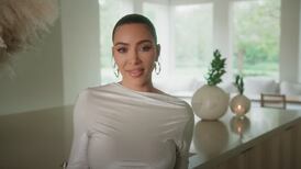 La fortuna que Kim Kardashian gastó para que sus carros de lujos combinaran con su mansión
