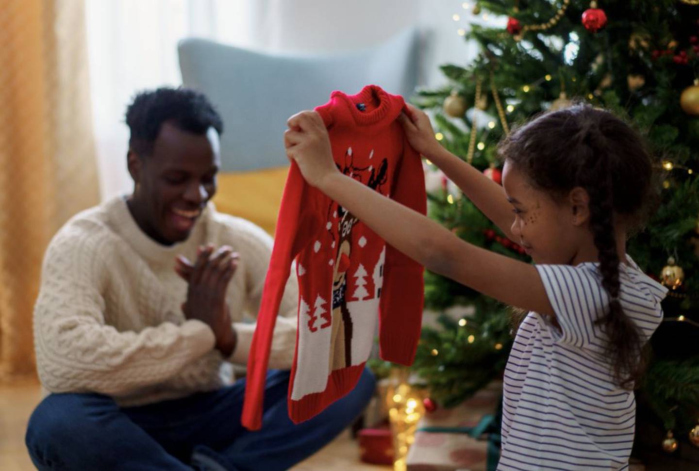La regla de los cuatro regalos es ideal para que los niños valoren sus obsequios en Navidad