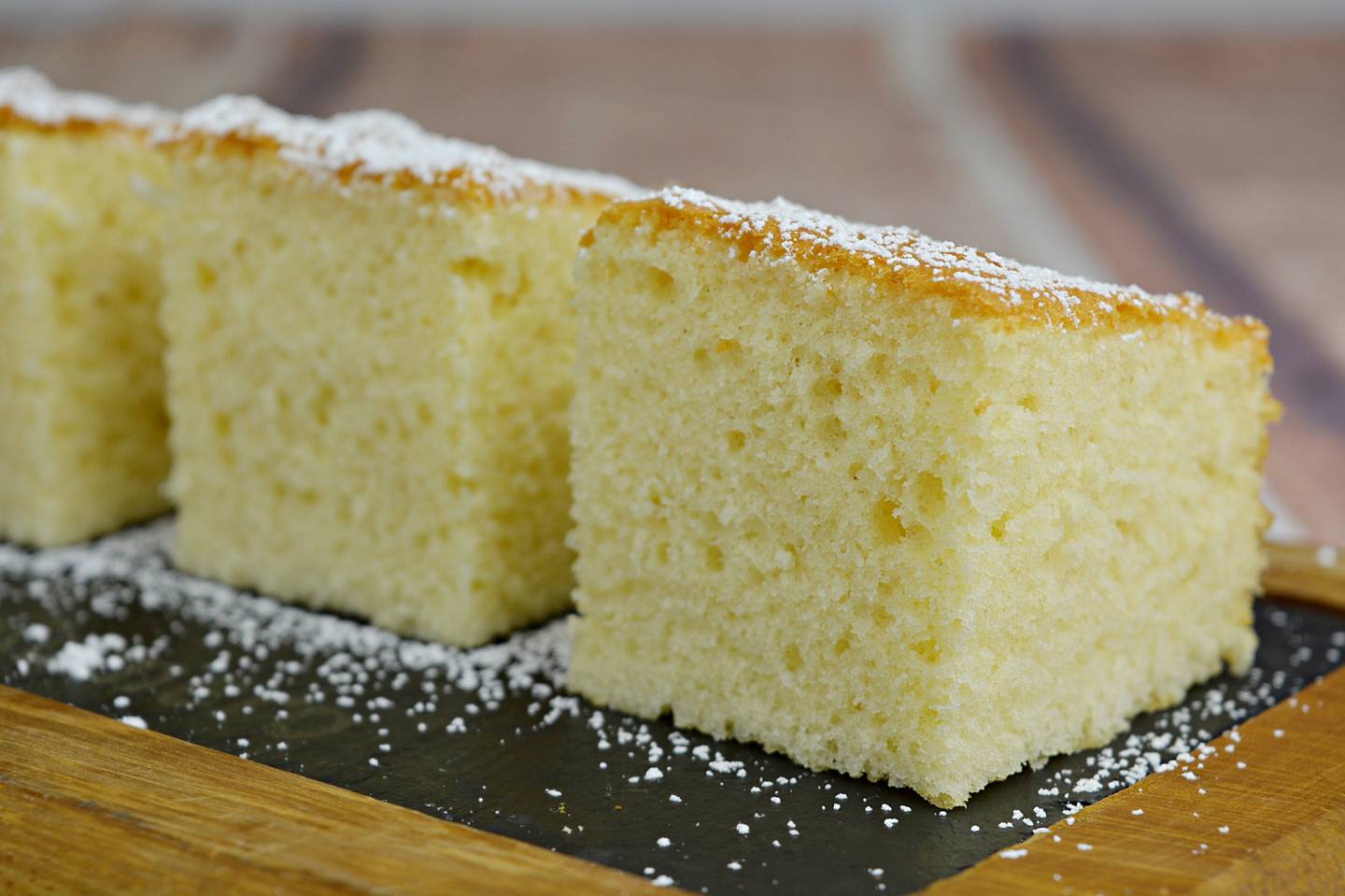Yogurt cake: easy, fast, and that your guests will love 5