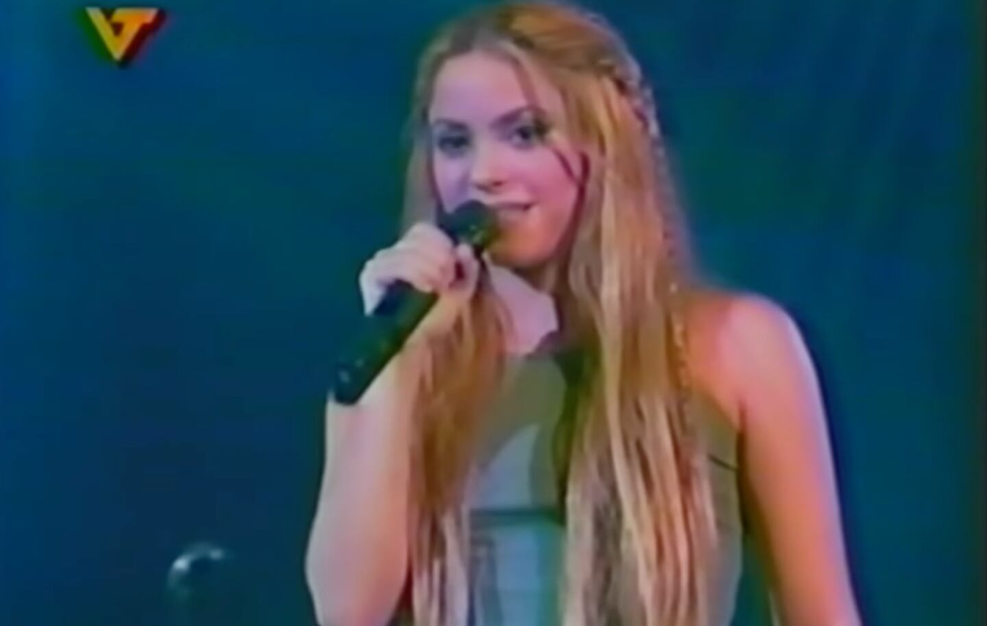 Shakira en Señorita Colombia 1999