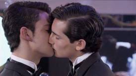 El beso gay que México esperaba ver en televisión abierta