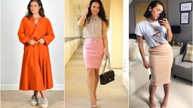 4 looks con falda cachemira perfectos para una cita de día: comodidad y glamour garantizados
