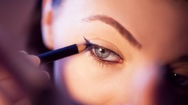 ‘Puppy eyeliner’ la tendencia de delineado viral en TikTok ideal para párpados caídos ¿Cómo es?