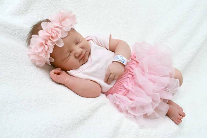 Cómo debes vestir a tú bebé para que duerma cómodo y por toda la noche