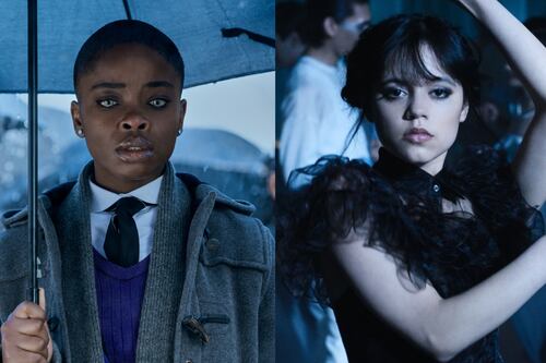 Piden cancelar a Tim Burton por su ‘racismo’ en ‘Wednesday’: los personajes ‘malos’ son negros