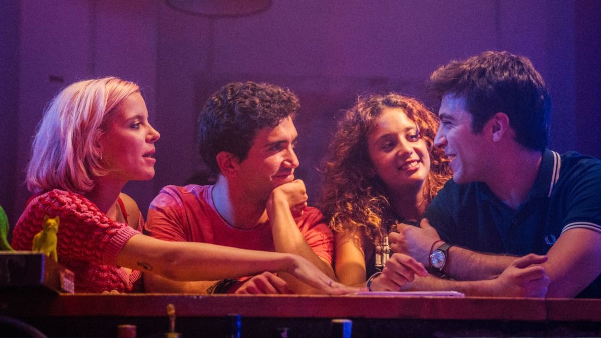 Escena de la película A quién te llevarías a una isla desierta