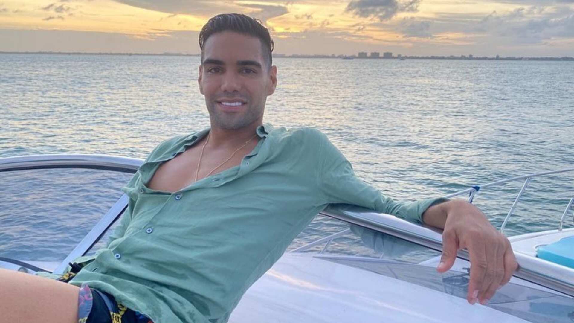 Falcao dio ejemplo con 'detallazo' por el Día de la Madre