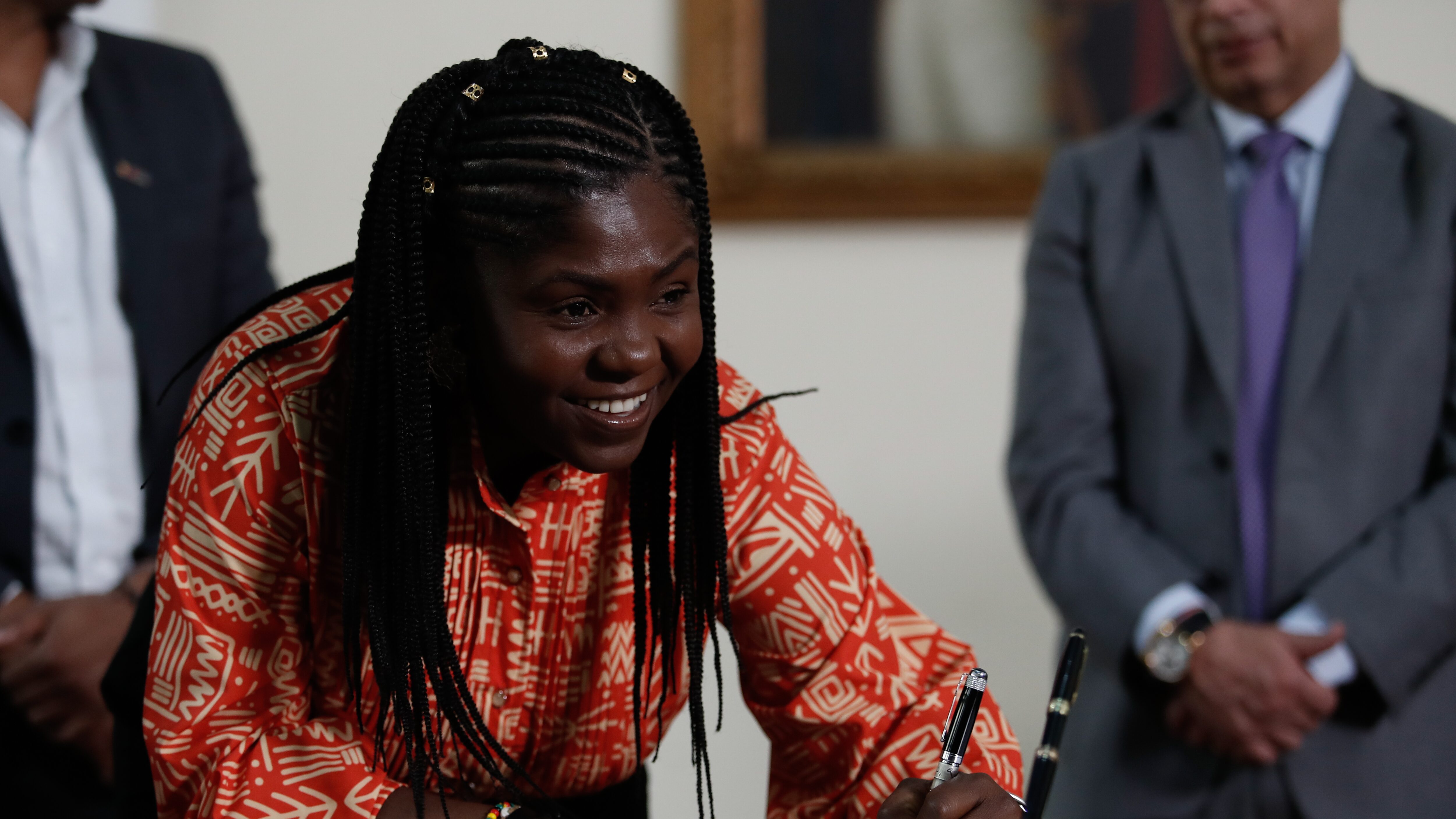 Gustavo Petro y Francia Márquez radicaron el proyecto de ley para la creación del Ministerio de la igualdad.