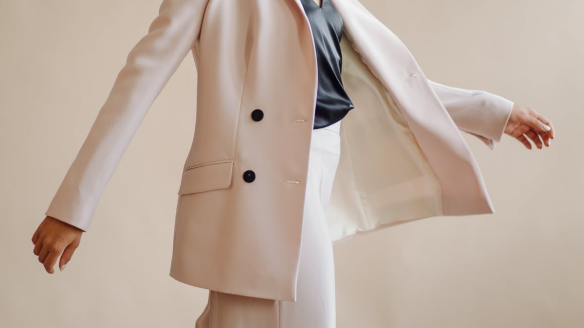 ¡Adiós blazer! Las cropped jackets son todo lo que necesitas para lucir elegante y estilizada