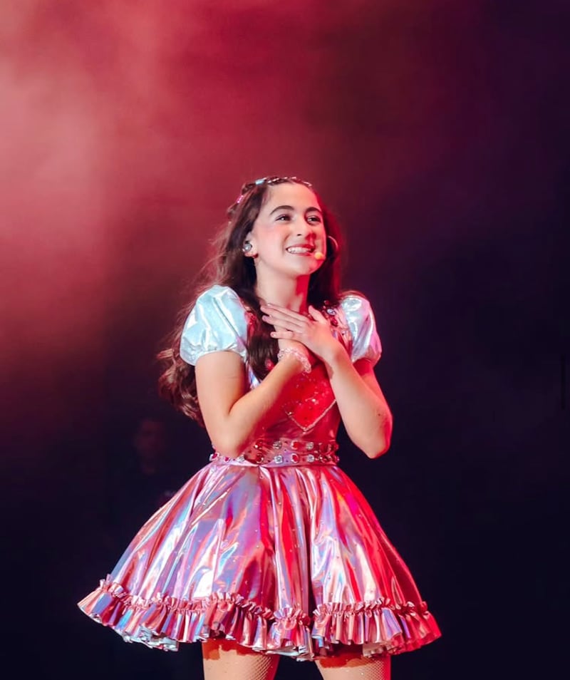 Lara Campos continúa rompiendo récords y conquistando corazones en América Latina,