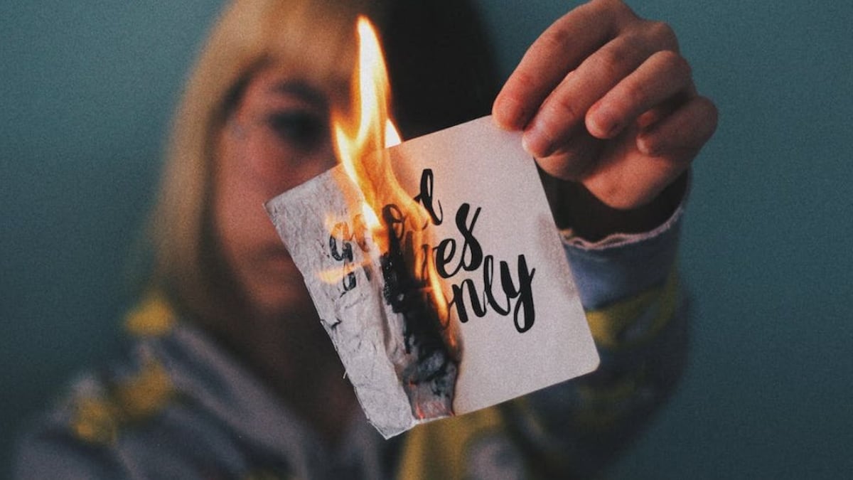 Ritual papel quemado