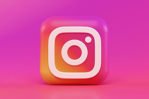 Instagram: Denuncian que ciberdelincuentes están creando clones porno de usuarios