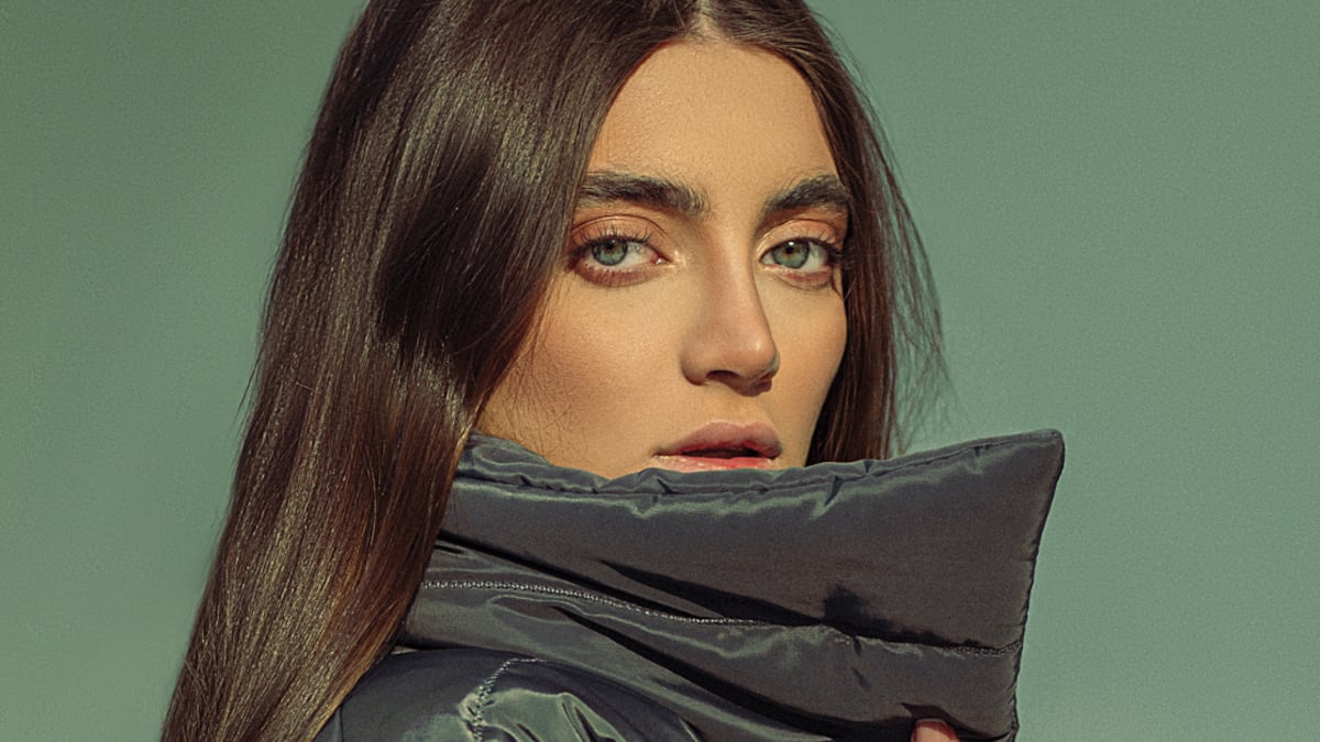 Las chamarras “Napoleón” le dan un giro vanguardista y elegante a tu look