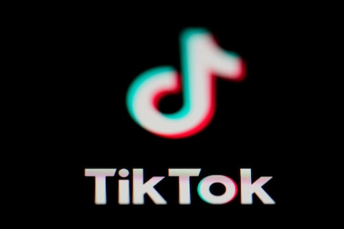 ¿Qué datos recopila TikTok sobre ti y cómo puedes borrarlos?