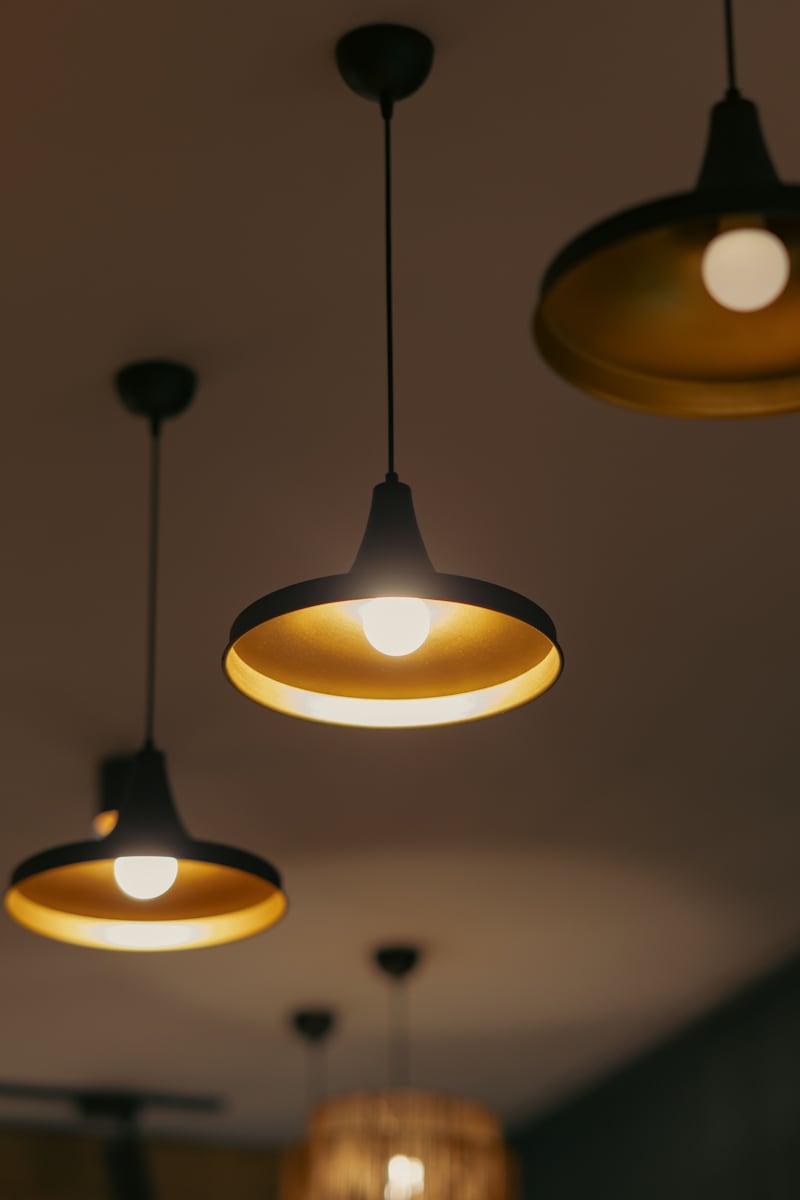 ¿Adiós a los focos convencionales? La nueva tendencia de decoración que causa sensación: bonita y elegante