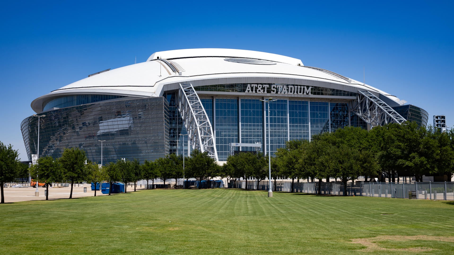 Fotografía de archivo que muestra una vista exterior del estadio AT&T en Dallas, Texas (EE.UU.). EFE/ Carlos Ramírez