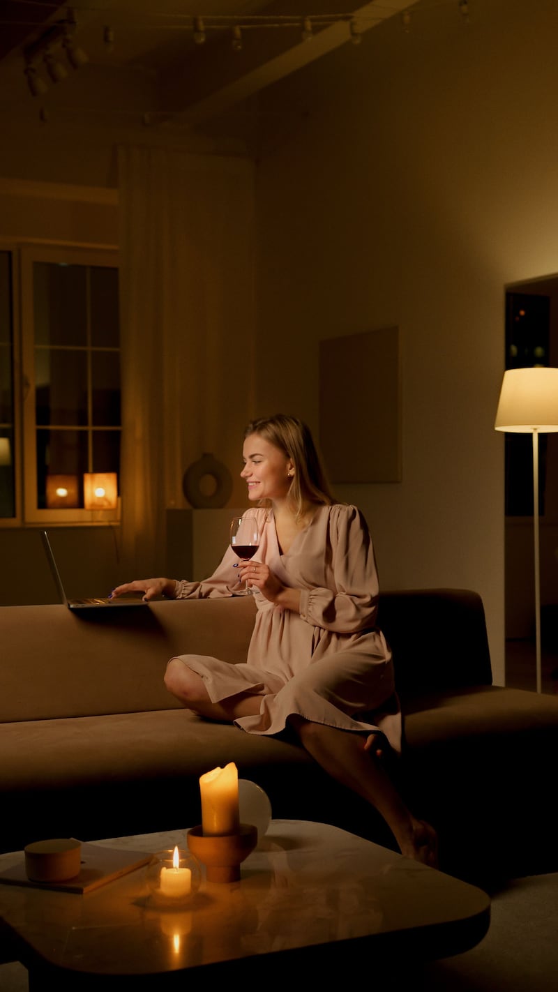 ¿Adiós a los focos convencionales? La nueva tendencia de decoración que causa sensación: bonita y elegante