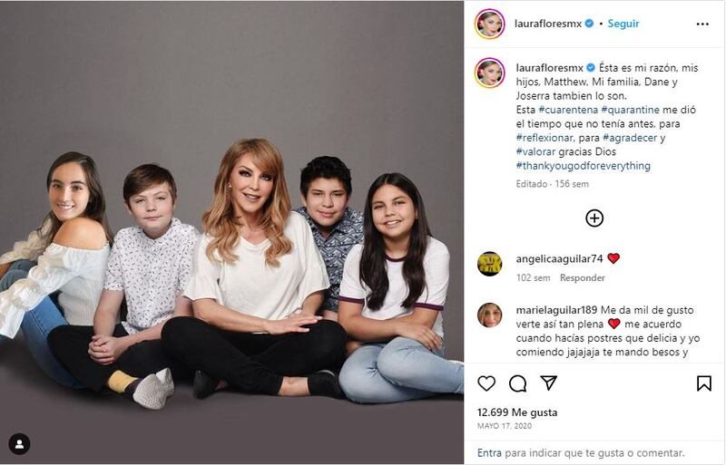 Hijos de Laura Flores