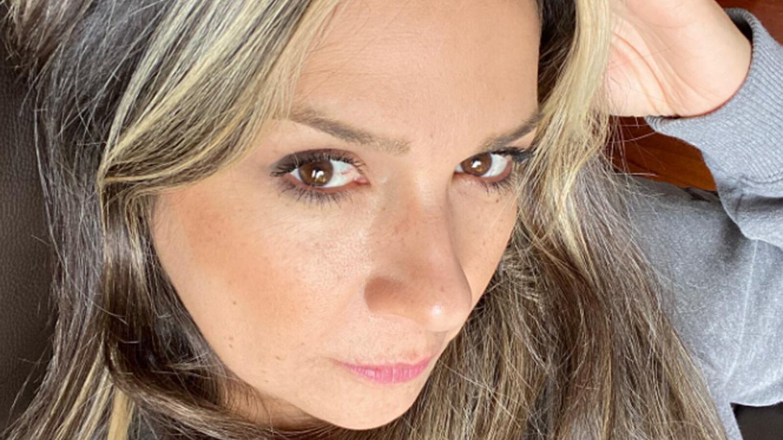 Vicky Dávila asustó a sus seguidores con recuerdo de su padre.