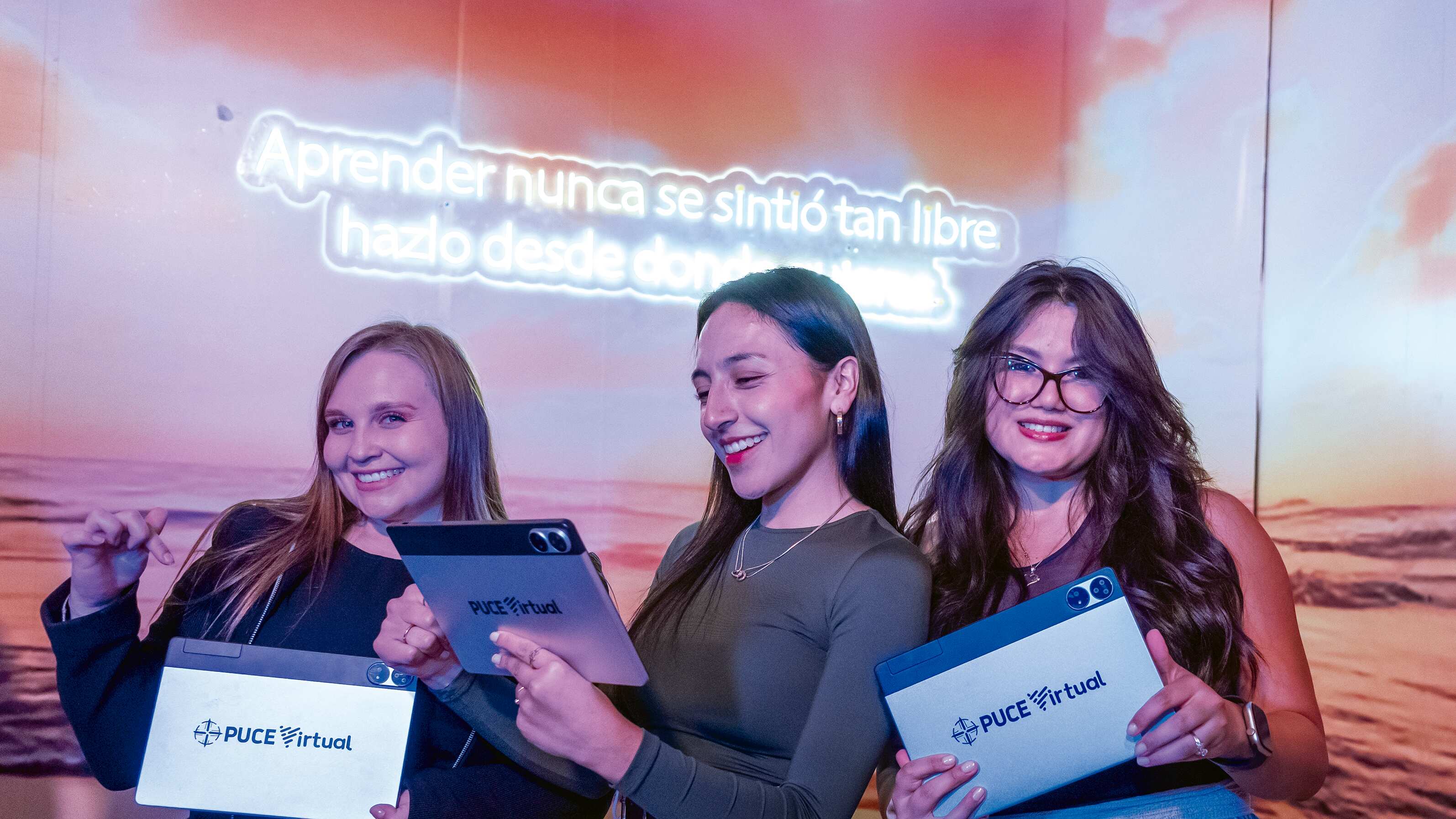PUCE Virtual surge como una respuesta concreta e innovadora.