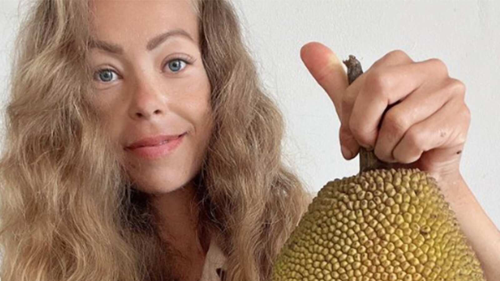 Ser vegana no fue lo que le causó la muerte a influencer que solo comía frutas y jugos naturales.