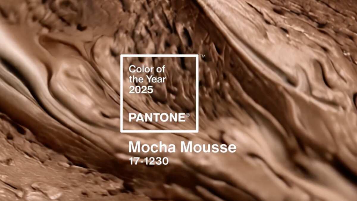 ¿Cómo se relaciona el lujo silencioso con el color del año? Aquí te contamos.