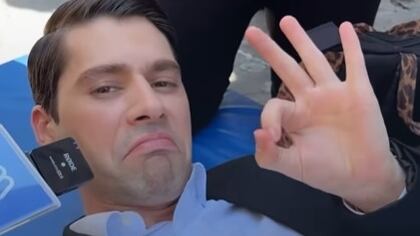 El actor interpreta a dos personajes en la nueva teleserie de Mega.