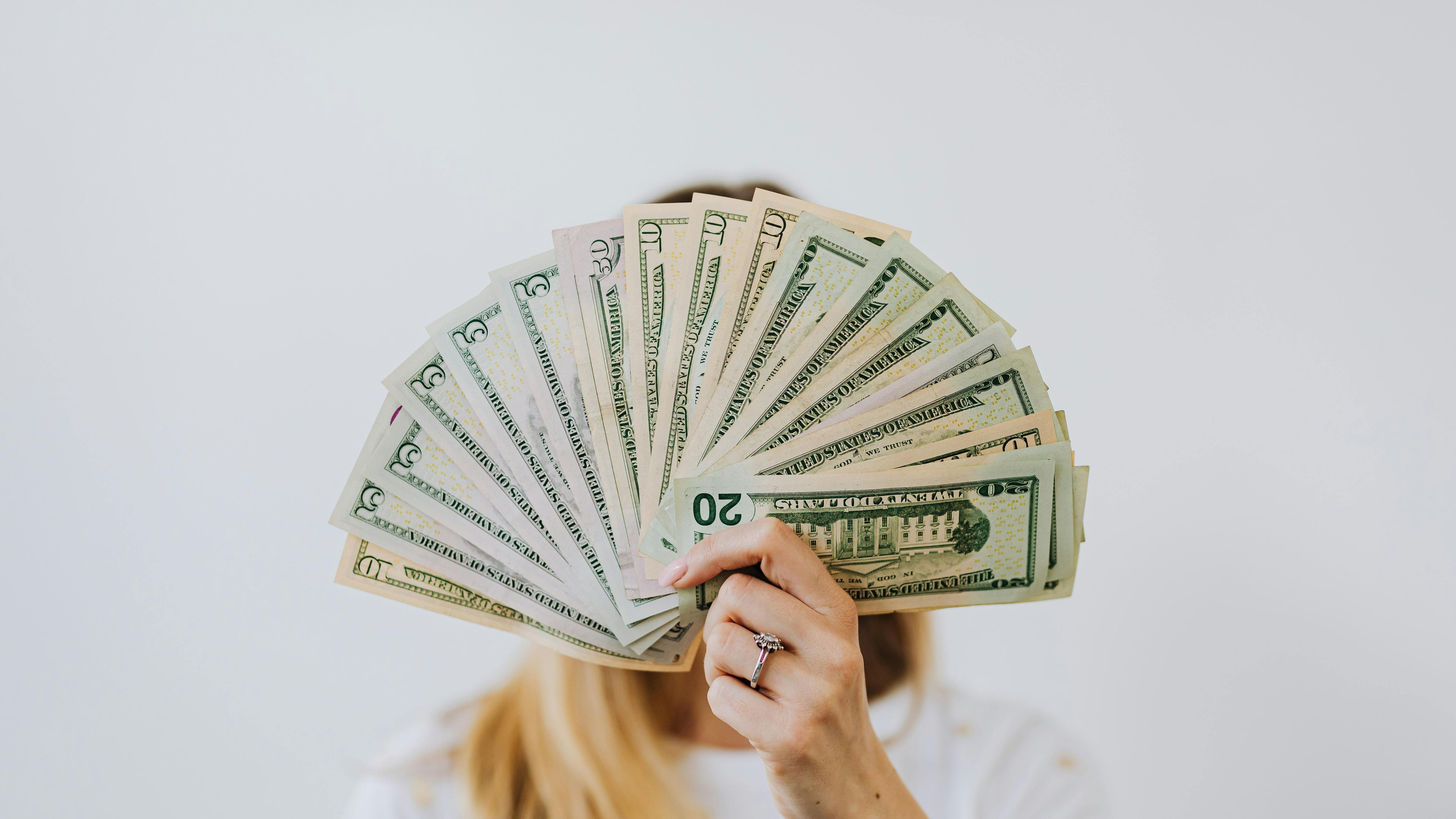 Los 5 signos que no tendrán que preocuparse por dinero al cierre de abril