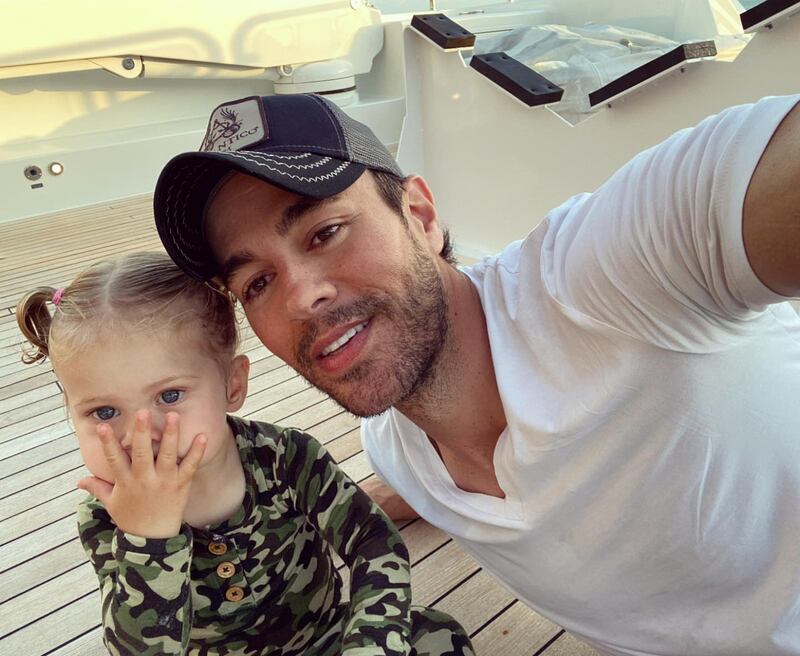 La tercera hija de Enrique Iglesias y Anna Kournikova nació poco antes de la pandemia de coronavirus