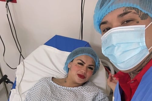 Mona y Geros comparten su felicidad tras el nacimiento de su primer hijo