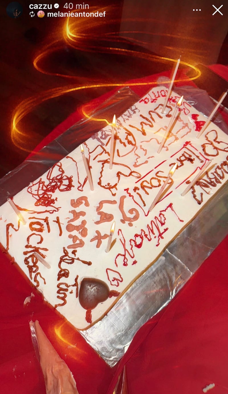 Pastel de cumpleaños de Cazzu