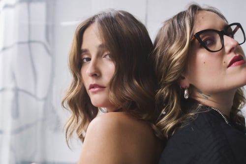 ‘Por qué Será’: Marilia Monzón y Denise Gutiérrez reinventan el amor, la vulnerabilidad y la fuerza femenina