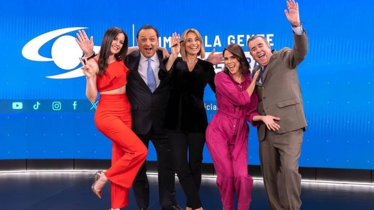 Periodistas de Noticias Caracol está embarazada a sus 40 años de edad