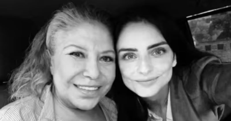Aislinn Derbez se sinceró sobre su relación con su madre.