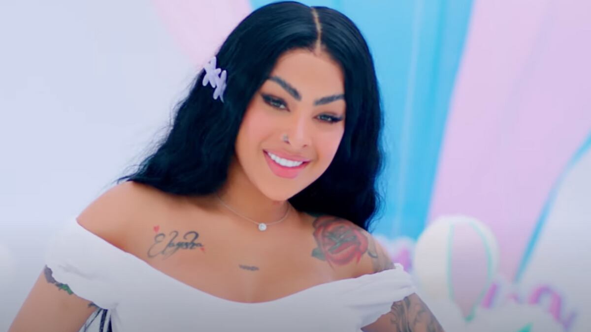 La mamá de Yailin capturó el momento exacto en el que Cattleya vio a Yailin en televisión y su reacción enterneció a la red.