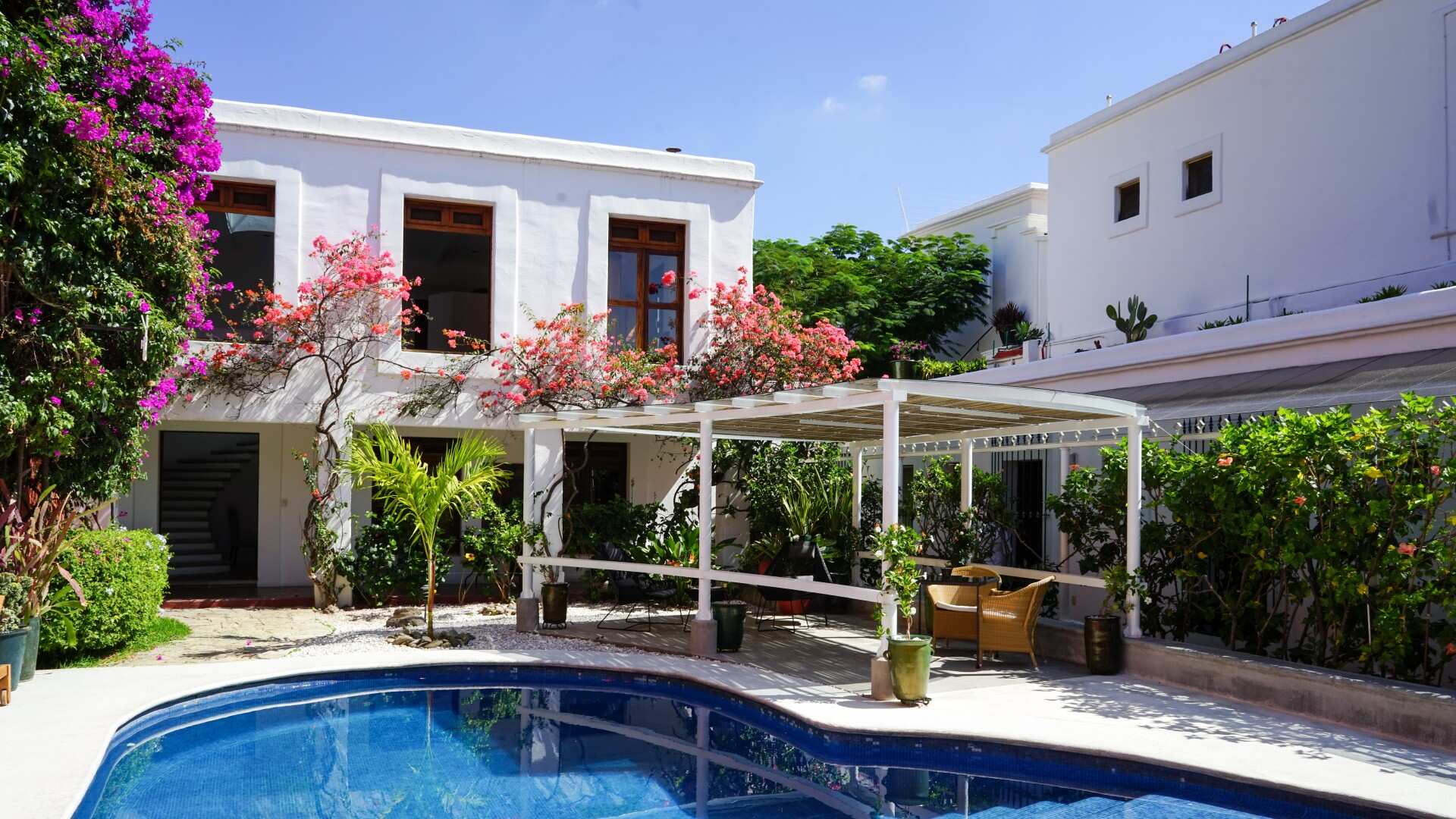 Refugio colonial en Oaxaca para Día de Muertos.