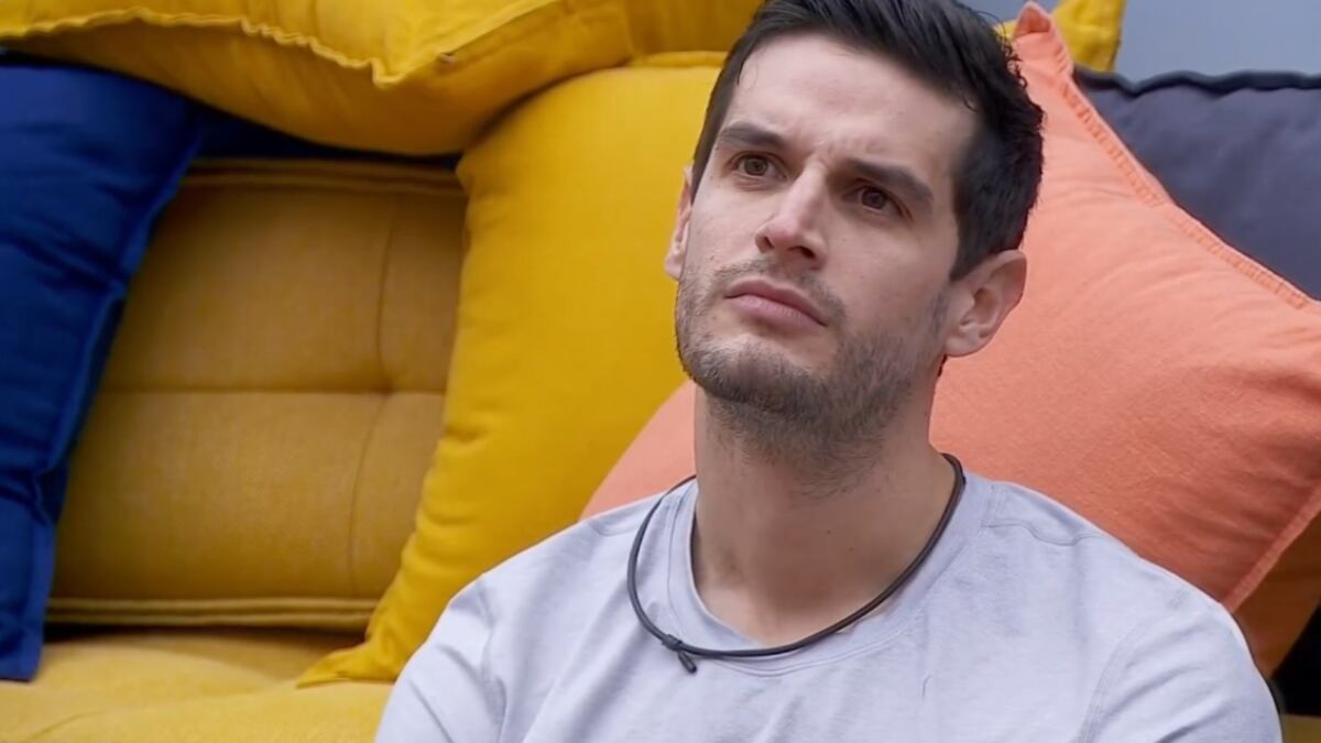 Así luce Adrián Marcelo una semana después de su salida de La Casa de los Famosos.