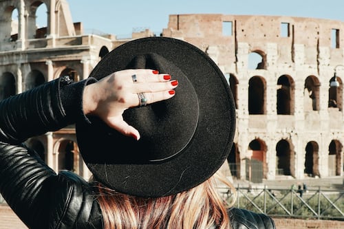 ¡Adiós uñas francesas! La manicura italiana arrasará por ser ‘diferente’: es elegante y llamativa